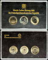 3 X 5 Mark, 1983, Martin Luther Ehrung, Darin Die Ausgaben Eisleben, Wittenberg Und Wartburg (J. 1586, 1588 Und... - Münz- Und Jahressets