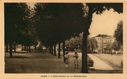 ALES  L'ESPLANADE DE LA REPUBLIQUE - Alès