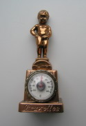 VINTAGE BRASS BRUXELLES BOY CELSIUS THERMOMETER - Technik & Instrumente