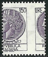 1976 - REPUBBLICA - SIRACUSANA - LIRE 150 - DENTELLATURA MOLTO SPOSTATA + VARIETA' - MNH -  SIGLATO - LUSSO - Varietà E Curiosità