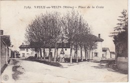 VAUX-en-VELIN - Place De La Croix - Vaux-en-Velin