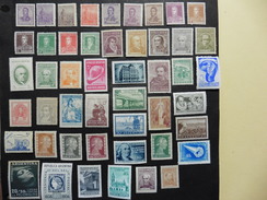 Argentine : 47 Timbres Neufs - Collections, Lots & Séries