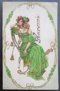 Cpa Litho RELIEF Precurseur ILLUSTRATEUR Kirchner ? MUCHA ? Femme Assise Decor Art Nouveau Robe Verte BIJOUX PAILLETTES - Mucha, Alphonse