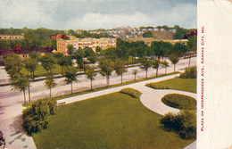 Plaza On Independence Ave., Busy Traffic - Kansas City – Missouri