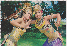 INDONESIE,INDONESIA,ASIE,ASIA,BALI,ILE,PRES JAVA,LOMBOK,RANGDA,DANSEUSE,DANCEUSE - Indonesië