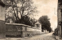 OISEMONT UN COIN DE LA RUE D'AMIENS - Oisemont