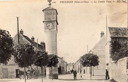 FRENEUSE LA GRANDE PLACE - Freneuse