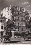 CPSM 10X15 . ITALIE . Lago Maggiore  STRESA . Hôtel Du Lac ( Macchine Delle Anni 1950) - Andere & Zonder Classificatie