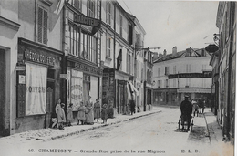 CHAMPIGNY → Grande Rue Prise De La Rue Mignon, Les Enfants En Dehors De La Boutique Ca.1915 - Champigny