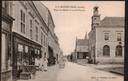 DC2830 - BONNÉTABLE - PLACE DES HALLES ET RUE St. NICOLAS - Bonnetable