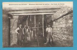 CPA Métier Mineur - Mineurs Attendant La Relève Au Fond, La Benne MONTCEAU LES MINES 71 - Montceau Les Mines