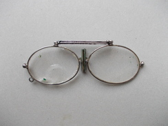 - Ancienne Paire De Lunettes. Lorgnon. Pince Nez. Début XXè - - Lunettes