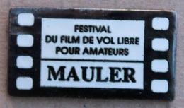 FESTIVAL DU FILM DE VOL LIBRE POUR AMATEUR MAULER - PELLICULE -      (15) - Fallschirmspringen