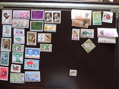 LOT DE TIMBRES OBL.ITERES ET NEUFS DU RWANDA ET DU BURUNDI - Collections