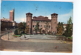 U060 Cartolina Del Piemonte - Torino (Torin) Piazza Castello E Palazzo Madama_ 1971 CIRCOLATA - Palazzo Madama