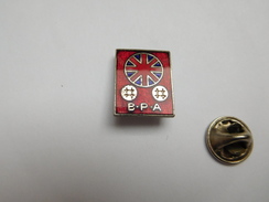 Beau Pin's En EGF , B.P.A , British Parachute Association ?? , England - Parachutespringen