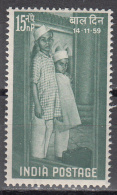 INDIA    SCOTT NO.  326    MNH     YEAR  1959 - Neufs