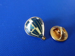 Pin´s Montgolfière Bleu Marine Avec Logo Euro Climat (YJ25) - Airships