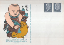 Solidarität Mit Vietnam - Postcards - Mint