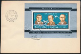 1971 Szojuz 11 Vágott Blokk FDC-n (3.000) - Sonstige & Ohne Zuordnung