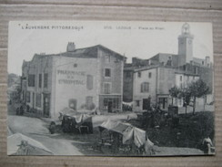 PUY DE DOME  63      LEZOUX    -   MARCHE ,  PLACE DU PILORI  -  PHARMACIE DE L´HOPITAL    ANIME     TTB - Lezoux