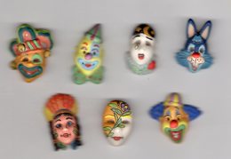 Série 7 Fèves Mâtes - LE CARNAVAL DES ENFANTS / 2004 Prime - Masques Pierrot, Lapin, Indien, Clown, Fou Du Roi - Sonstige & Ohne Zuordnung