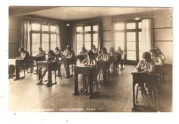 Carte Photo ARUNDEL Tortington Park Une Classe élèves Filles A Classroom Pupils Girls - Arundel