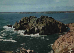 Delcampe - CPSM  Morgat Chateau De Dinan - Morgat