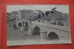 Cp Alais Le Pont Vieux Animé - Alès