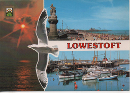 CP - PHOTO - LOWESTOFT - BEACH AND SOUTH PIER - THE HARBOURG - PALGRAVE - Lowestoft