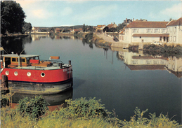 Monéteau Péniche Canton Auxerre - Moneteau