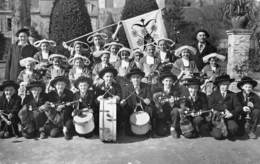 22-NOYALPAR LAMBALLE- GROUPE FOLKLORIQUE ET BAGAD SCOLAIRES - Lamballe