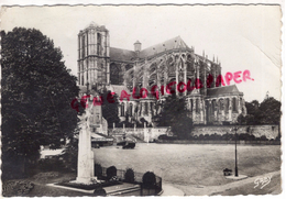 72 - LE MANS - LA CATHEDRALE  1947 - Le Mans