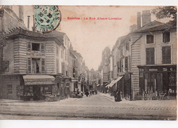 CPA.17.Saintes.1906.La Rue Alsace-Lorraine.animé Personnages - Saintes