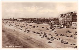 The Beach, Southsea - Real Photo - Postmark 1951 - Lansdowne - Portsmouth