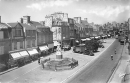 50-VILLEDIEU-LES-POELES- PLACE DE LA REPUBLIQUE - Villedieu