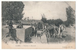 CPA - TUNISIE - Gabès - Fontaine Et Abreuvoir - Tunisie