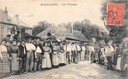 80.  MOISLAINS.  LE TISSAGE.  GROS PLAN.  TRES GROSSE ANIMATION.  1906 - Moislains
