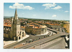 13 - Tarascon Vue Prise Du Chateau Sur L'église Ste Marthe - Tarascon