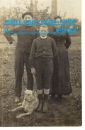 Cpp Portrait Famille VIGNOL Alphonse Avec Sa Femme , Son Fils Et Le Chien / BUSSIERE 23 LA CHATRE CHATEAUROUX 36 ...? - Genealogia