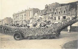 BOULOGNE SUR MER (62) Carte Photo Cavalcade Char Décoré Belle Animation - Boulogne Sur Mer