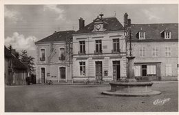 23...CREUSE....BONNAT.......HOTEL DE VILLE.....CPSM - Andere & Zonder Classificatie