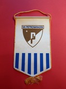 The Old Flag Football Club NK Petrovaradin, Novi Sad, Yugoslavia (Croatian Title) - Kleding, Souvenirs & Andere