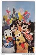 X1352 DISNEYLAND MICKEY AND HIS FAVORITE FRIENDS 2 SCANS - Disneyland