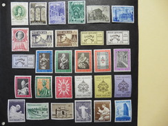 Vatican :  : 29 Timbres Neufs - Collections