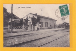RULLY -71- CHEMINS DE FER - GARES - La Gare - Petite Animation - Other Municipalities