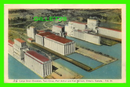 PORT ARTHUR, ONTARIO - LARGE GRAIN ELEVATORS, TWIN CITIE, PORT ARTHUR & FORT WILLIAM - T. C. - TRAVEL IN 1940 - PECO - Port Arthur