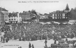 35-REDON- PLACE DE LA SOUS-PREFECTURE UN JOUR DE FOIRE - Redon