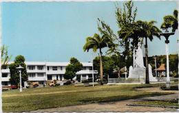 CPSM 9 X 14 Guadeloupe Colonies Françaises Non Circulé éditeur Prisunic 3360 Basse Terre - Basse Terre