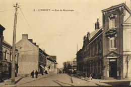 CPA.- FRANCE - Jeumont Est Situé Dans Le Départ. Du Nord - Rue De Maubeuge Animée - TBE - Jeumont